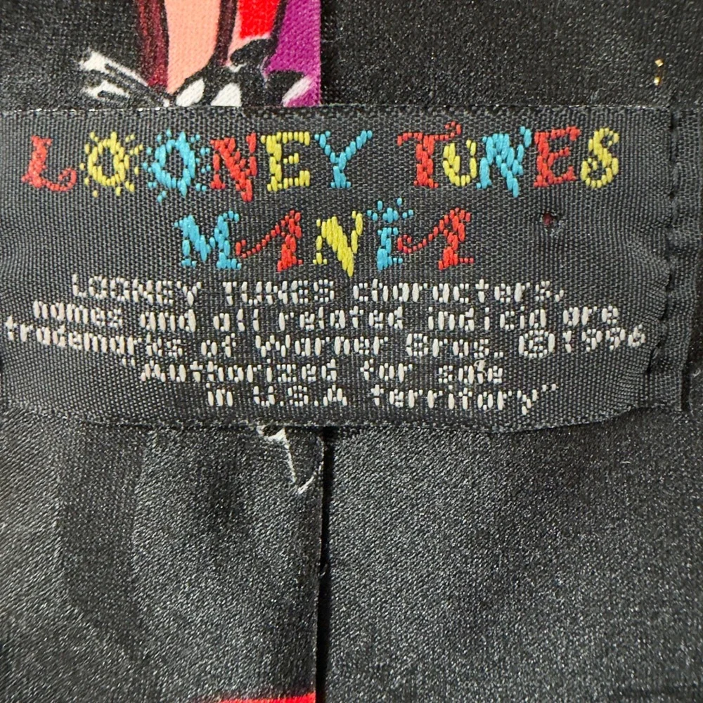 Looney Tunes Vintage Pepe Le Pew Heart Black Red Novelty Tie Men Fun Valentine's